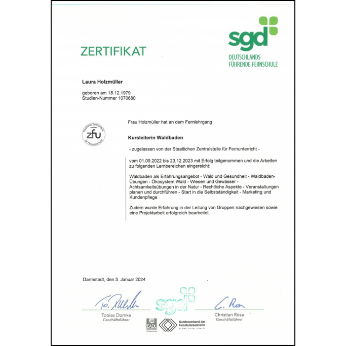 Zertifikat der sgd mit Unterschriften und Stempeln, ausgestellt am 15.10.2021.